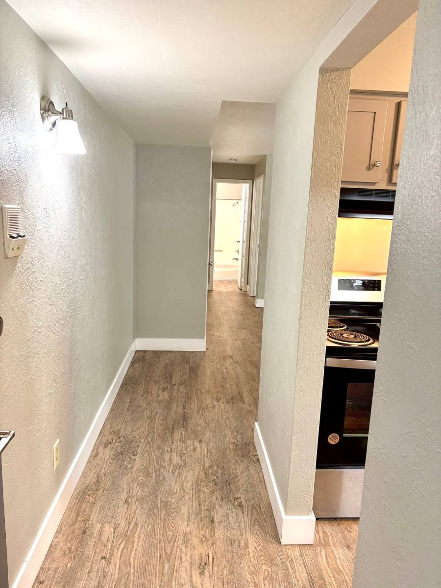 Apartment for rent at 4028 N Illinois Ave #4, Peoria Heights, IL 61616