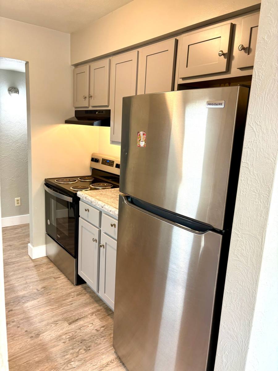 Apartment for rent at 4028 N Illinois Ave #4, Peoria Heights, IL 61616