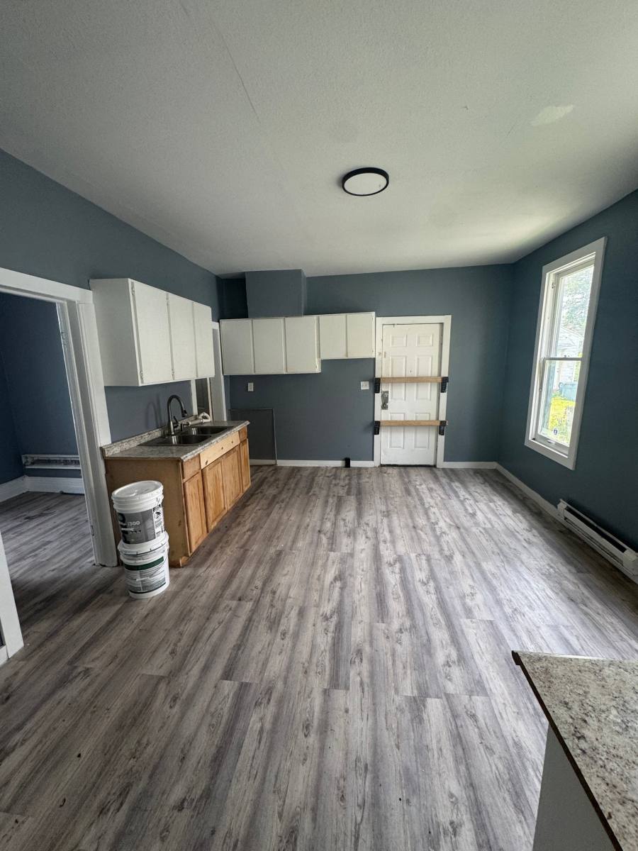 House for rent at 124 Everett St, Toledo, OH 43608