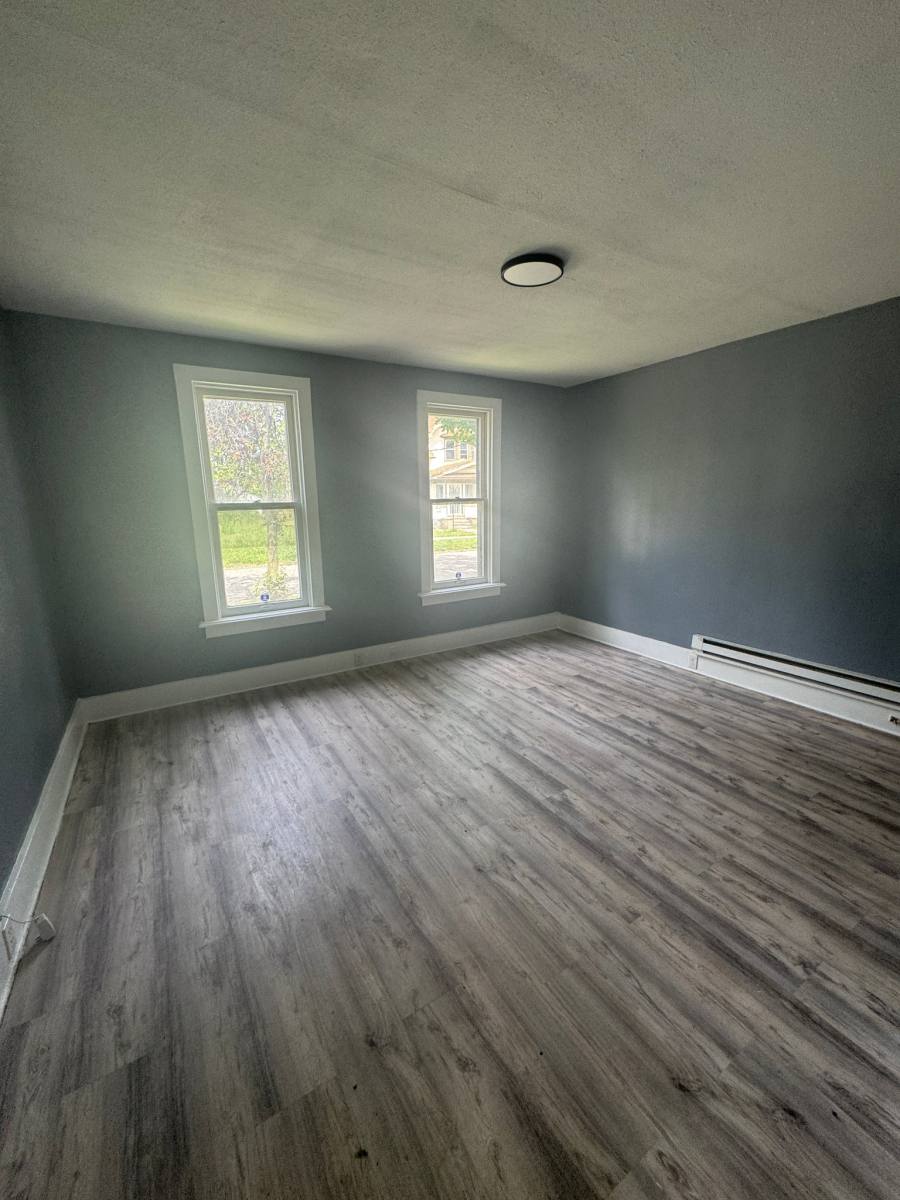 House for rent at 124 Everett St, Toledo, OH 43608