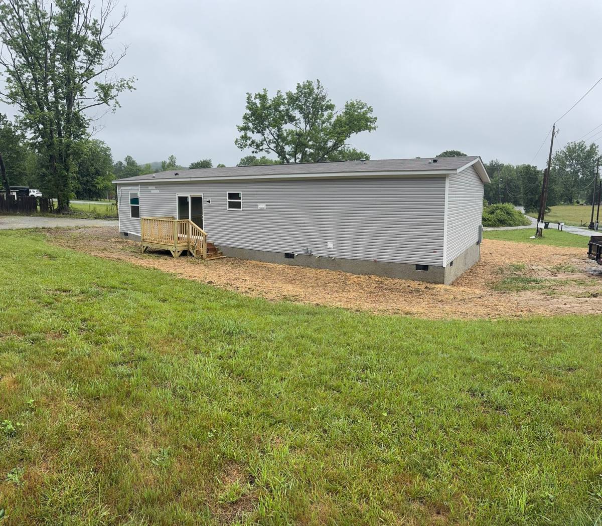 House for rent at 44 Pop Corn Dr, Hendersonville, NC 28792