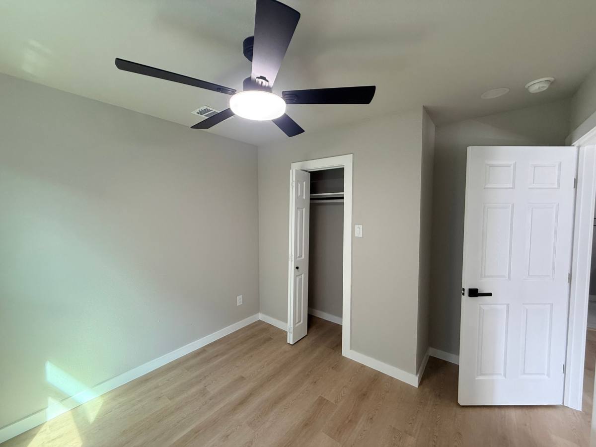 Apartment for rent at 7909 Ford St #4, Houston, TX 77012