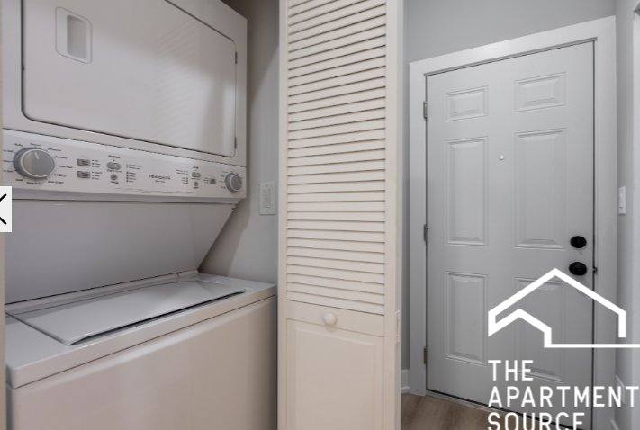 Apartment for rent at 428 W Belden Ave #1, Chicago, IL 60614