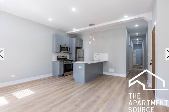 Apartment for rent at 428 W Belden Ave #1, Chicago, IL 60614