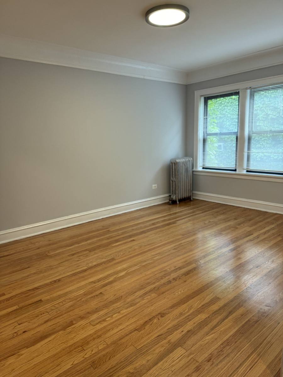 Apartment for rent at 3161 N Hudson Ave #I2, Chicago, IL 60660