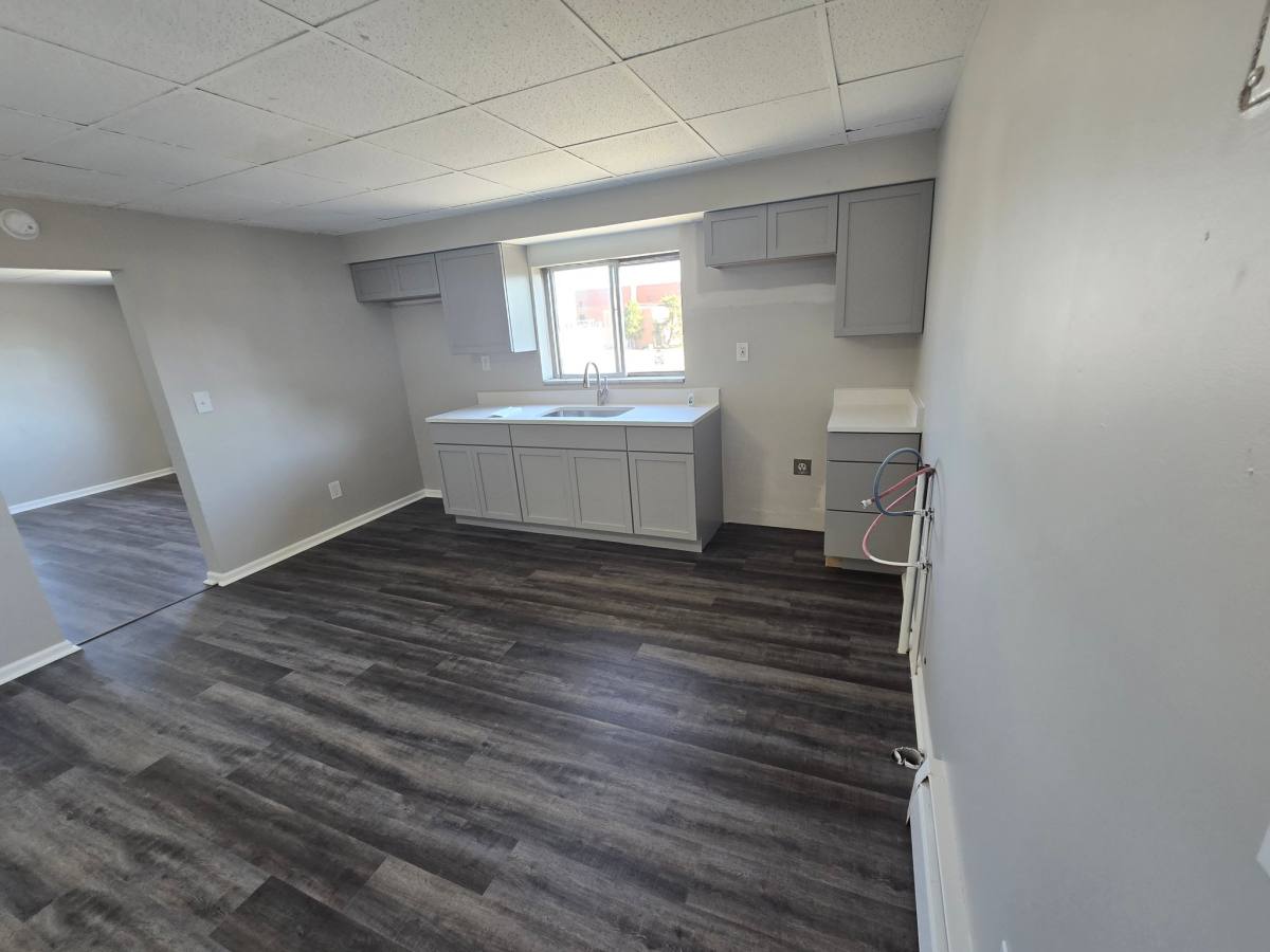 Apartment for rent at 27415 Gratiot Ave #1, Roseville, MI 48066