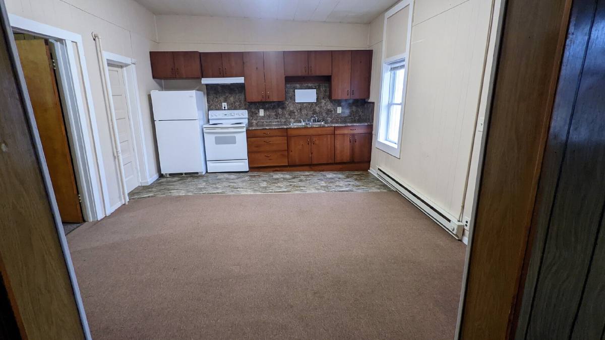 Apartment for rent at 104 Pine St #1, Glenwood City, WI 54013