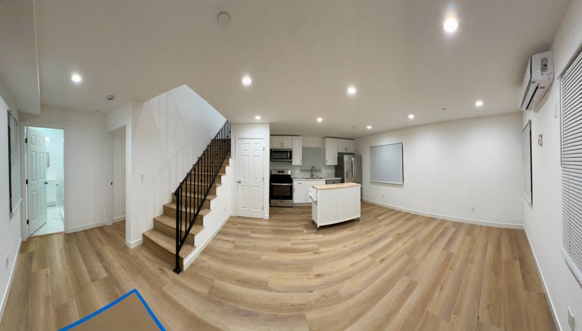 House for rent at 18654 1 2 Runnymede St, Reseda, CA 91335