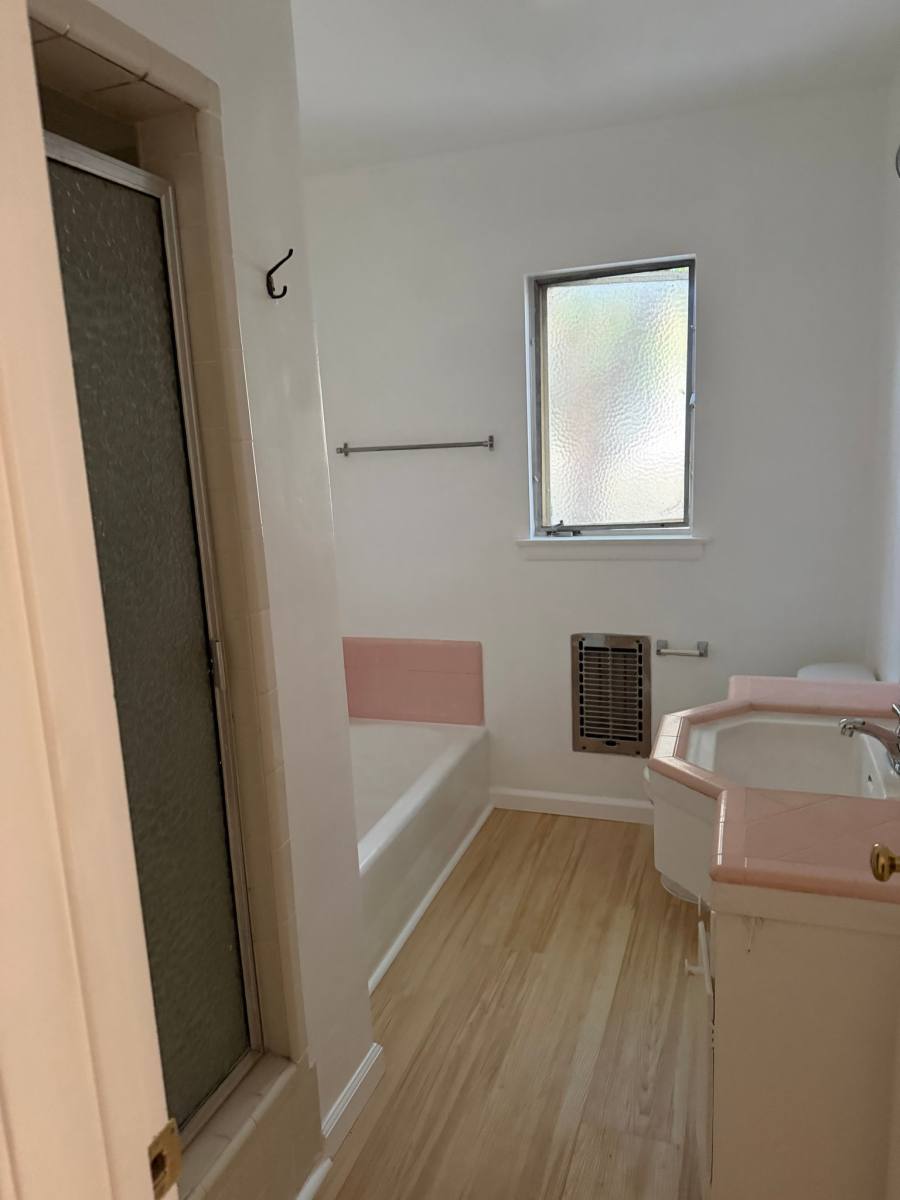 Apartment for rent at 918 W Huntington Dr #J, Arcadia, CA 91007