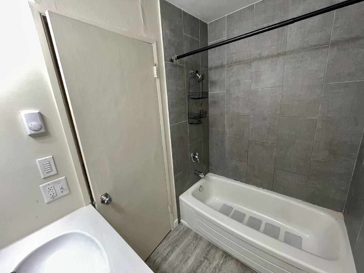 Apartment for rent at 1650 Pearl St #7, Eugene, OR 97401