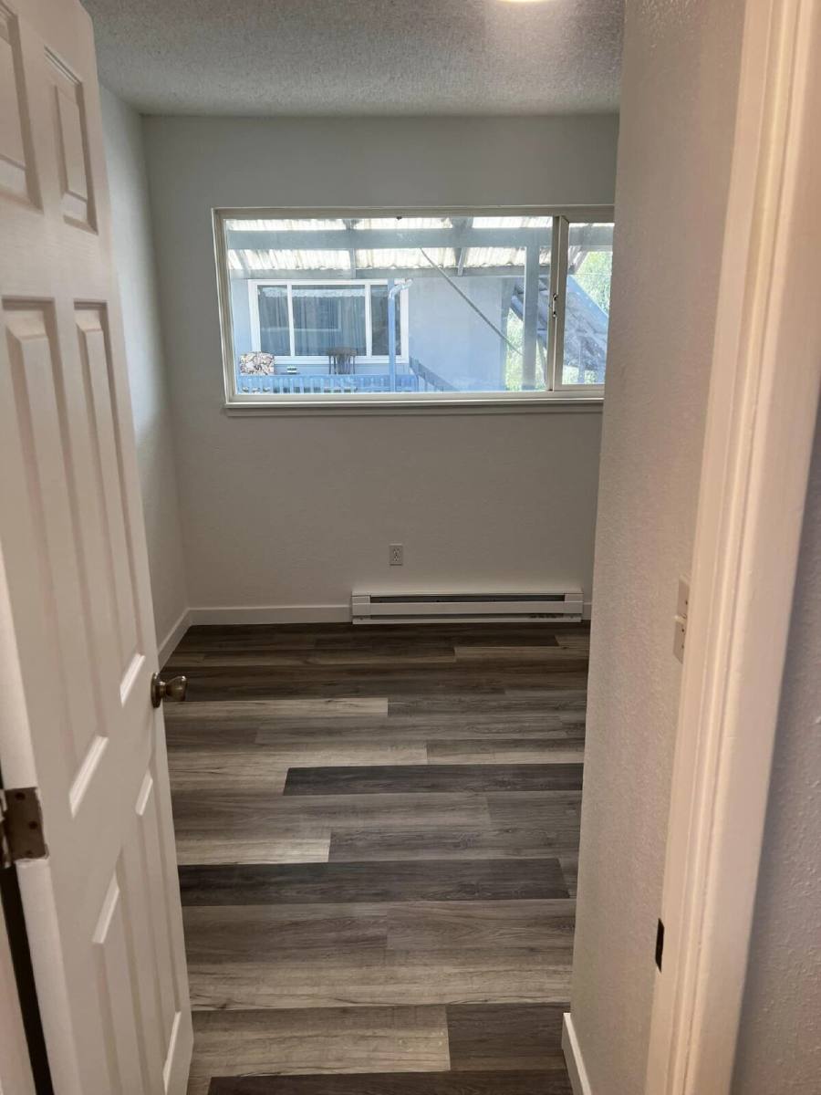 Apartment for rent at 220 N 8th St #11, Cottage Grove, OR 97424