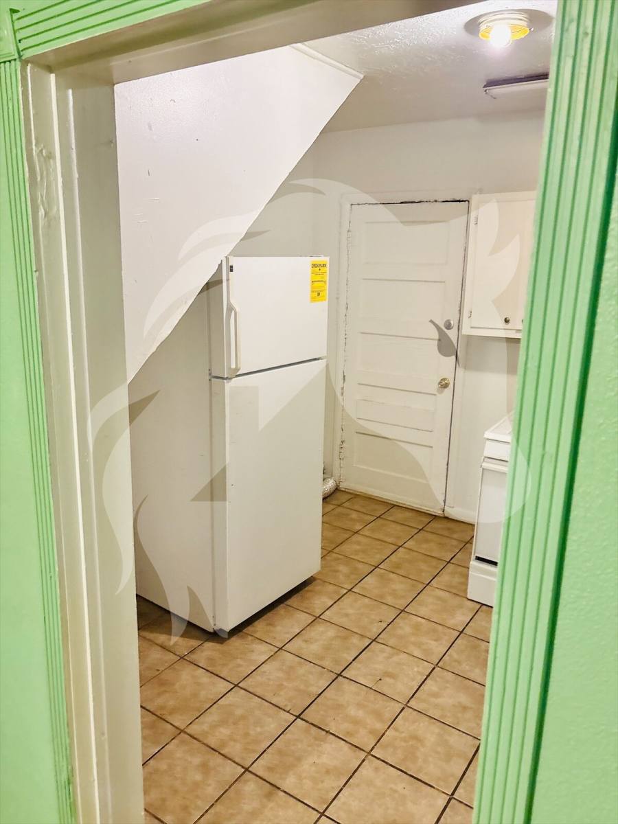 House for rent at 708 SE 2nd St, Lindsay, OK 73052