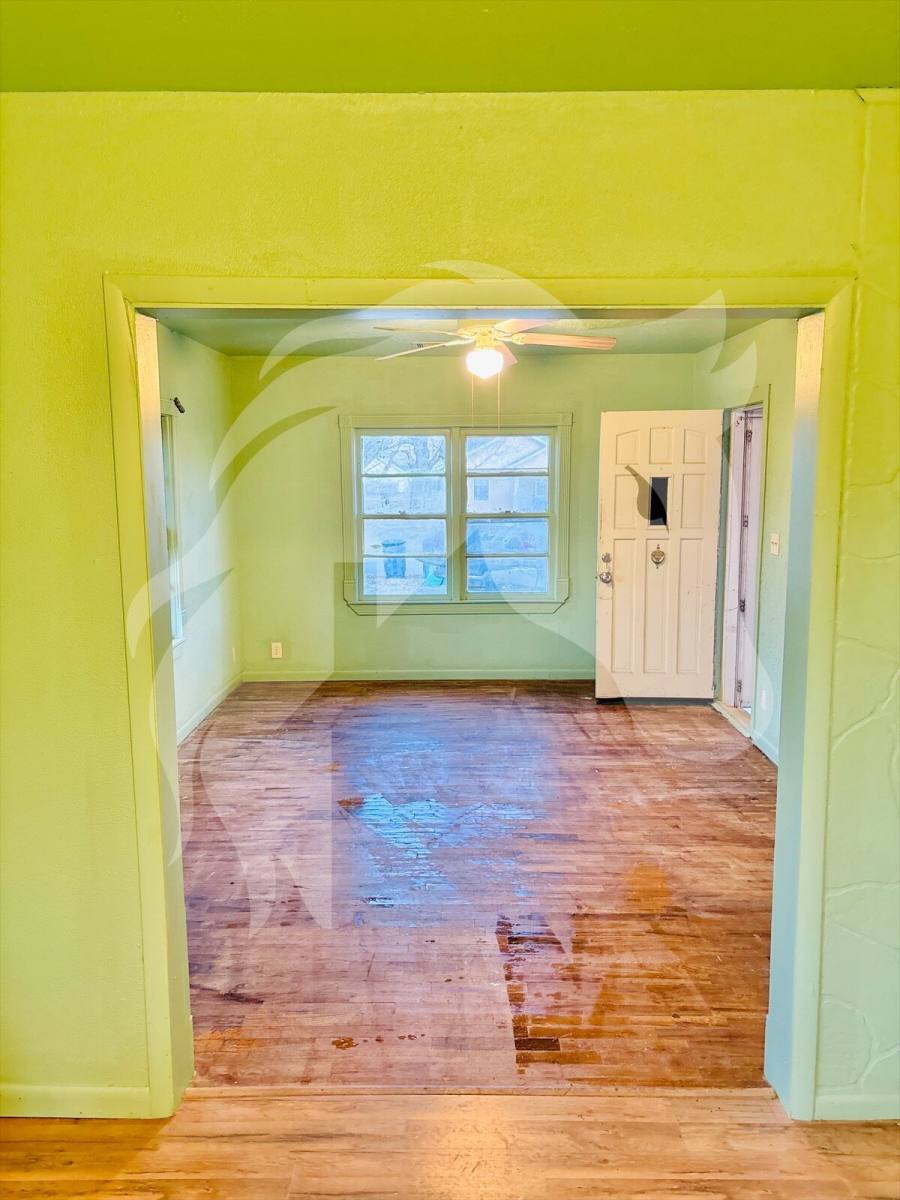 House for rent at 708 SE 2nd St, Lindsay, OK 73052