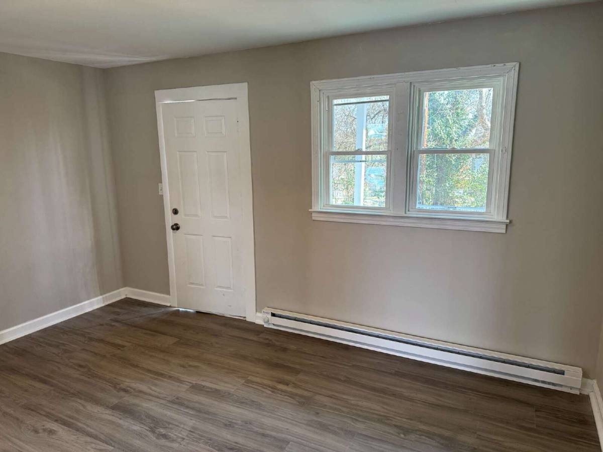 Apartment for rent at 11 Spencer St, Greenville, SC 29611
