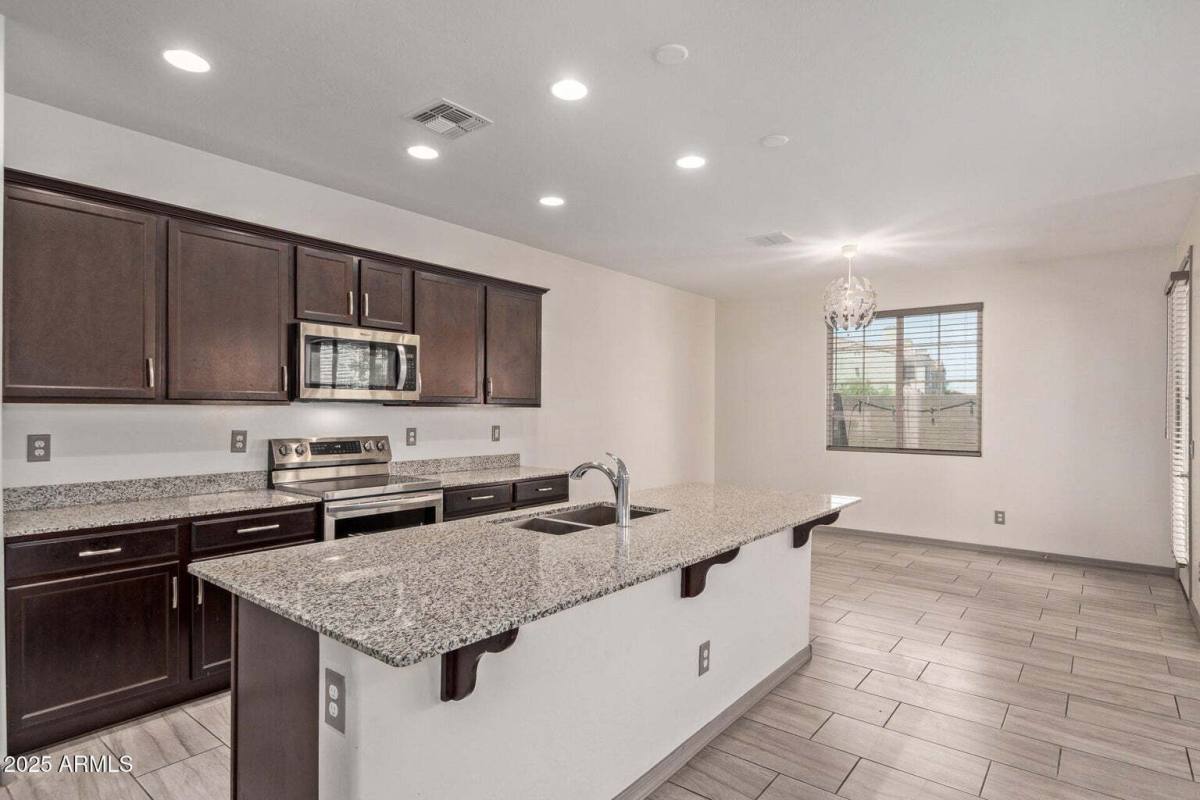 Townhouse for rent at 905 S Canal Dr #30, Chandler, AZ 85225