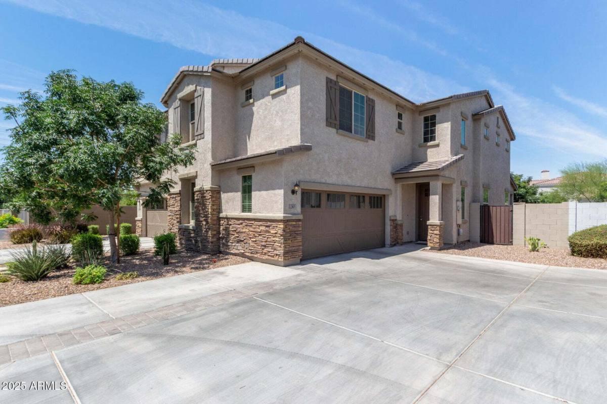 Townhouse for rent at 905 S Canal Dr #30, Chandler, AZ 85225