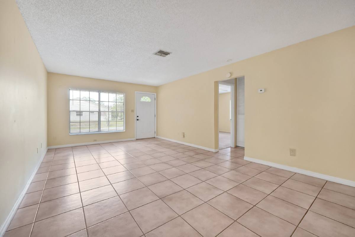 Townhouse for rent at 8102 Turkey Dr, Orlando, FL 32825