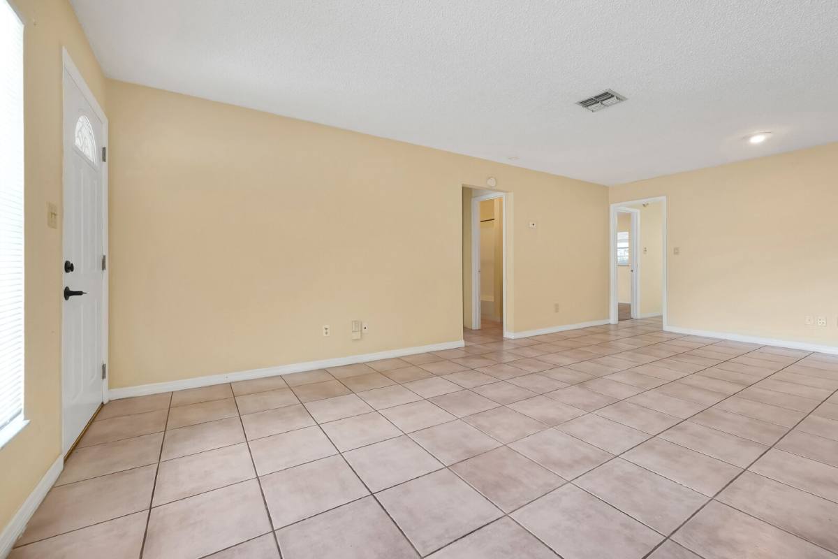 Townhouse for rent at 8102 Turkey Dr, Orlando, FL 32825