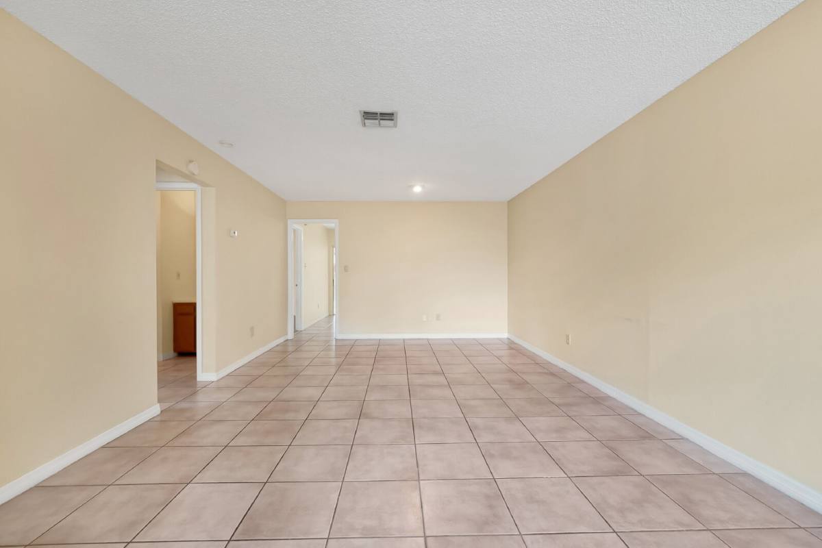 Townhouse for rent at 8102 Turkey Dr, Orlando, FL 32825
