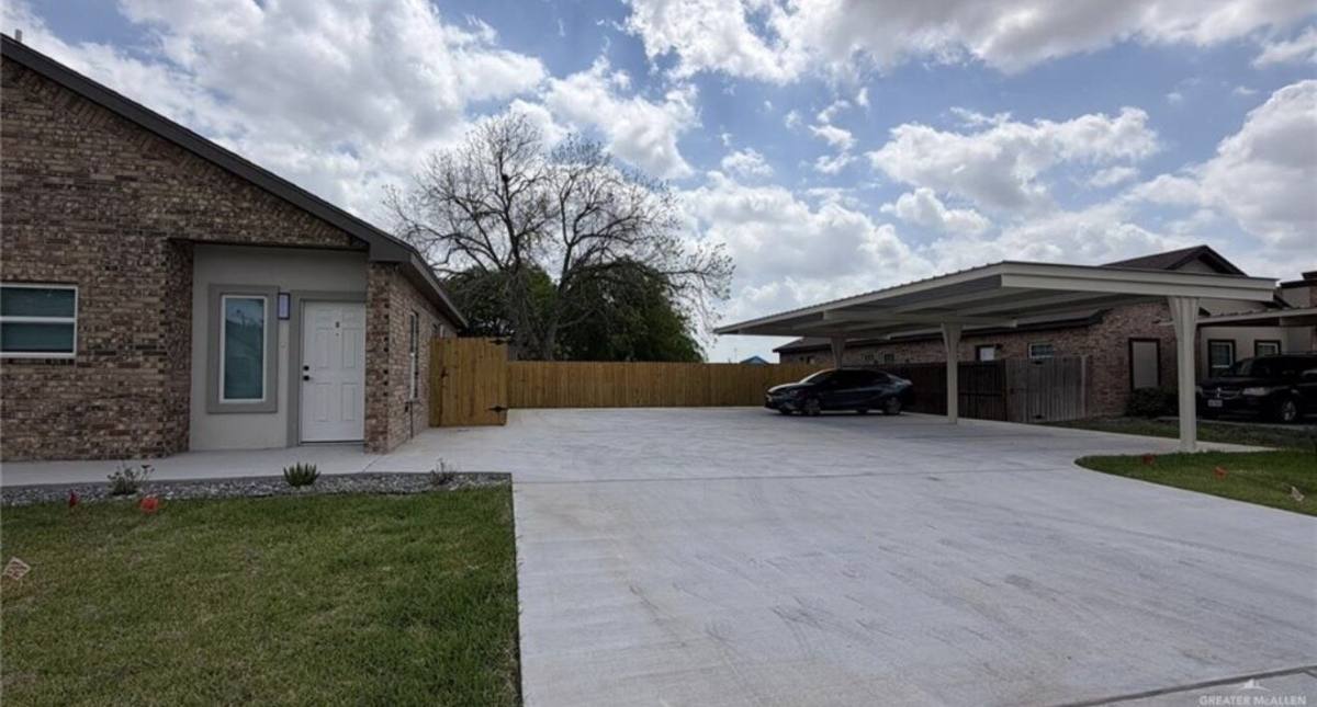 Apartment for rent at 3604 Paola St #1, Edinburg, TX 78541