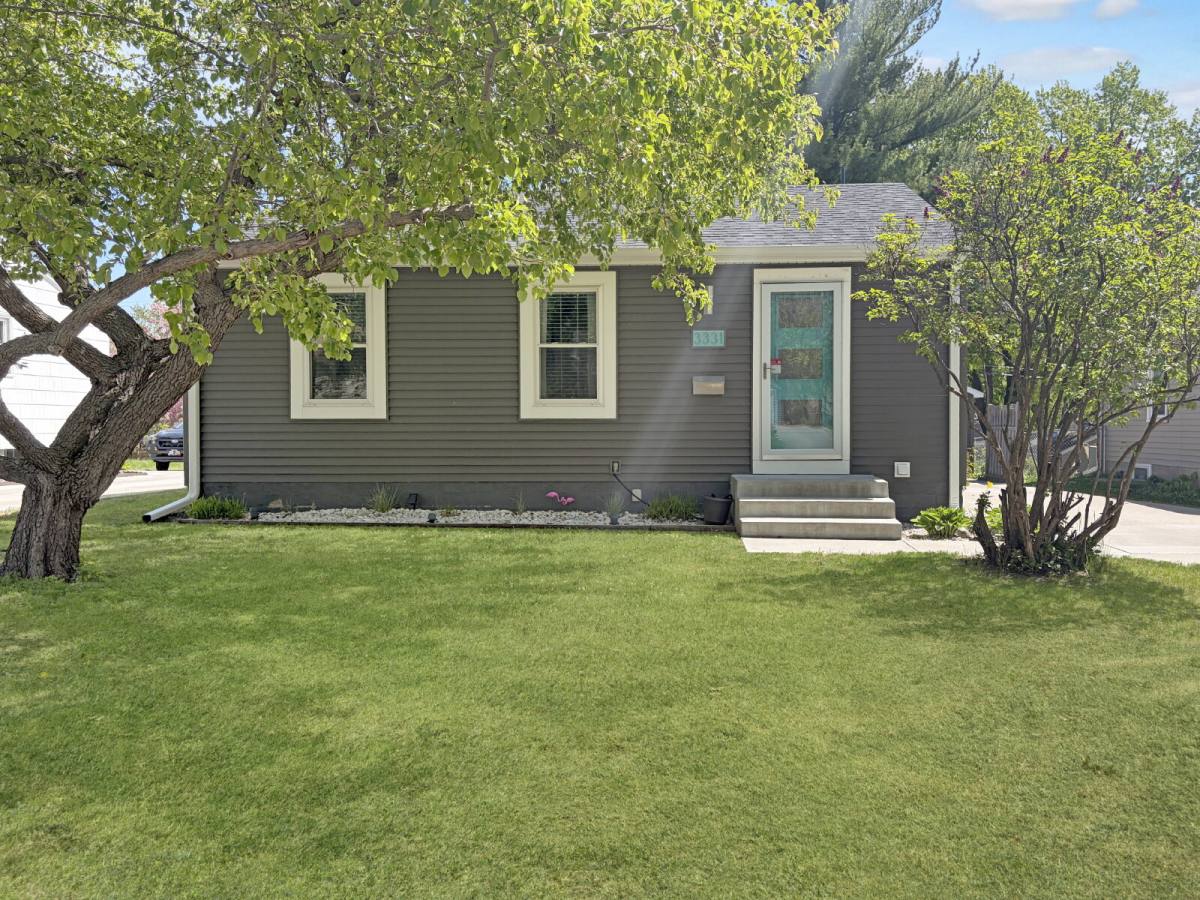 House for rent at 3331 Wyoming Ave S, Minneapolis, MN 55426