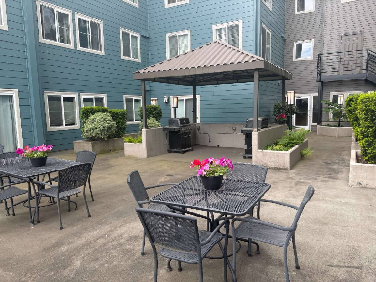 Apartment for rent at 300 10th Ave #A310, Seattle, WA 98122