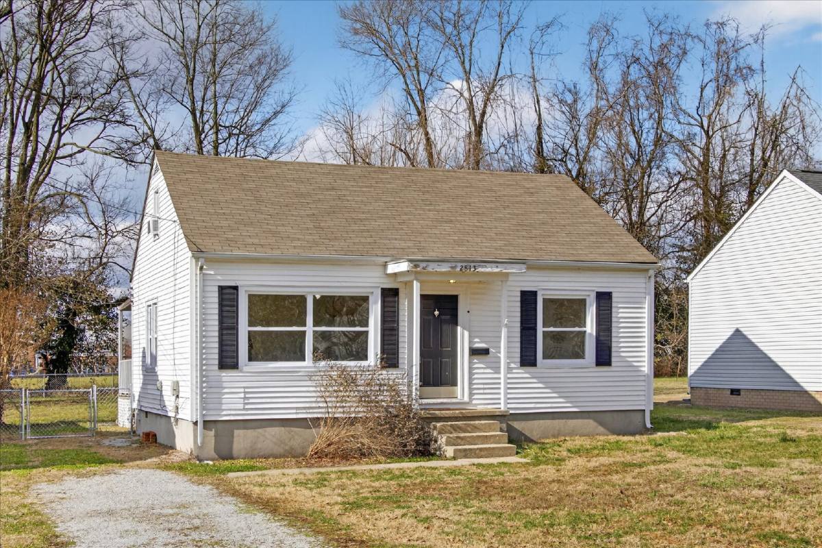 House for rent at 2813 Faircourt St, Hopkinsville, KY 42240