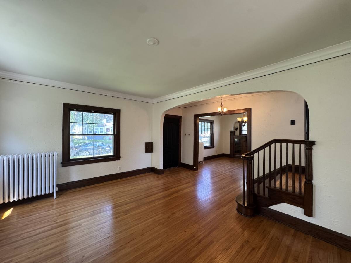 House for rent at 1504 Queen Ave N, Minneapolis, MN 55411