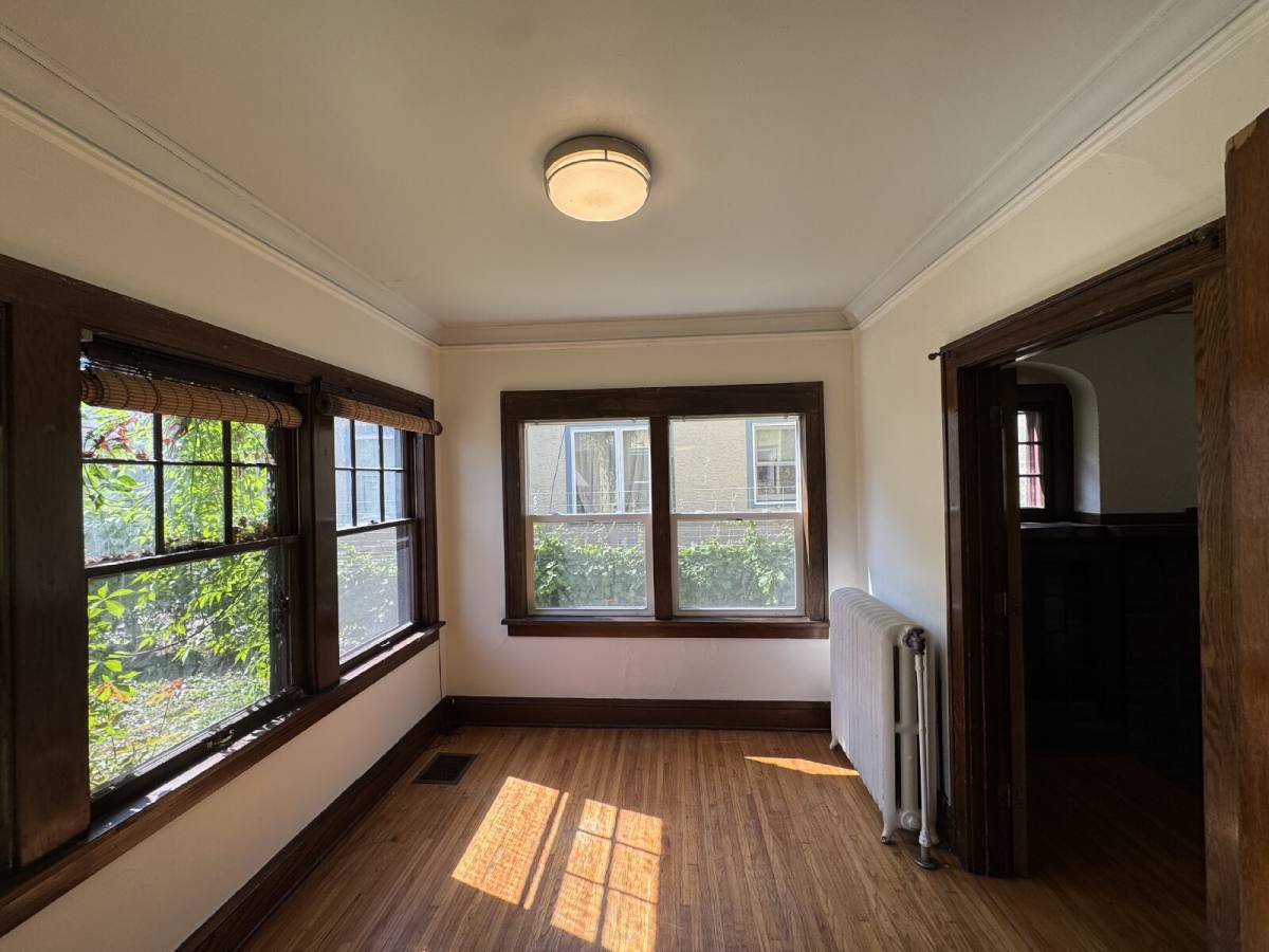 House for rent at 1504 Queen Ave N, Minneapolis, MN 55411