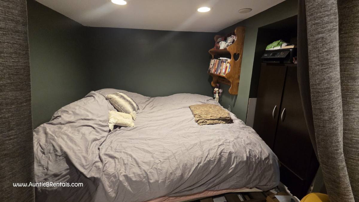 Apartment for rent at 1606 Hewitt Ave, Saint Paul, MN 55104