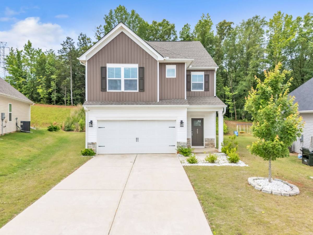 909 Cherry Plum Dr, Lyman, SC 29365 - House for Rent - Image 1