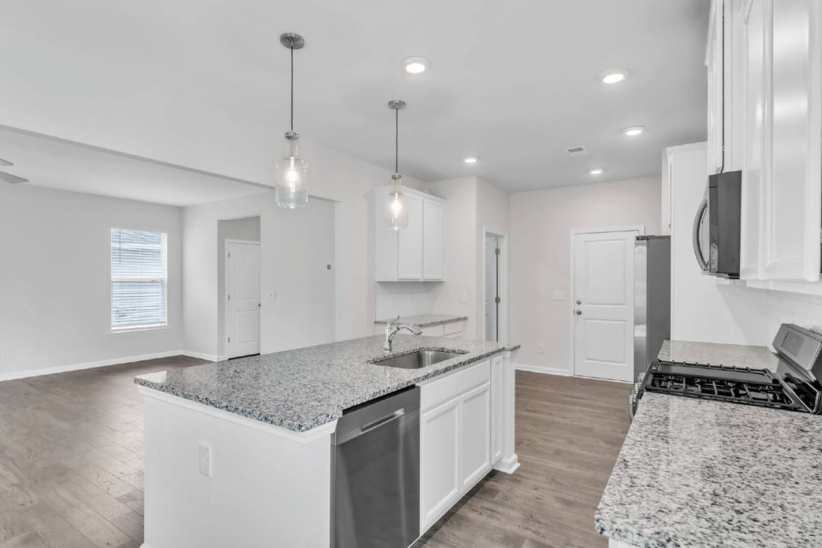 909 Cherry Plum Dr, Lyman, SC 29365 - House for Rent - Image 9
