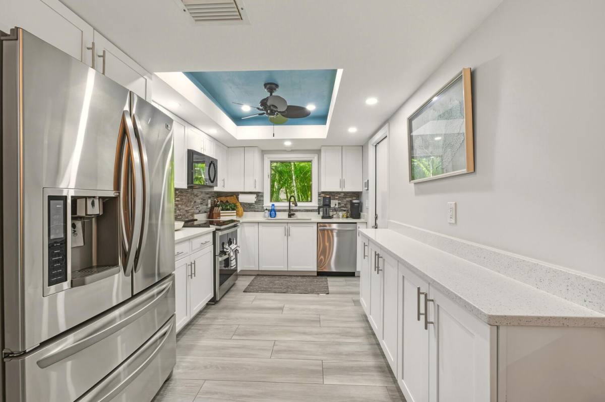 House for rent at 530 108th Ave N, Naples, FL 34108
