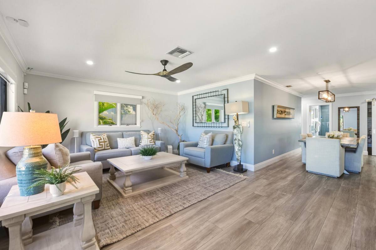 House for rent at 530 108th Ave N, Naples, FL 34108