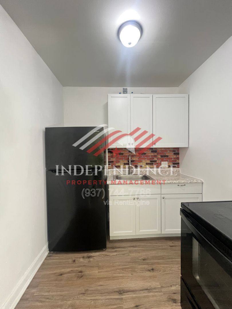 Apartment for rent at 408 N Wayne St #14, Piqua, OH 45356