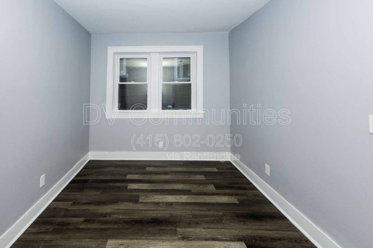 Apartment for rent at 3296 E 149th St, Cleveland, OH 44120