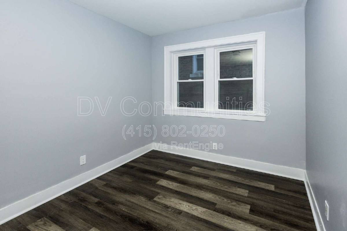 Apartment for rent at 3296 E 149th St, Cleveland, OH 44120