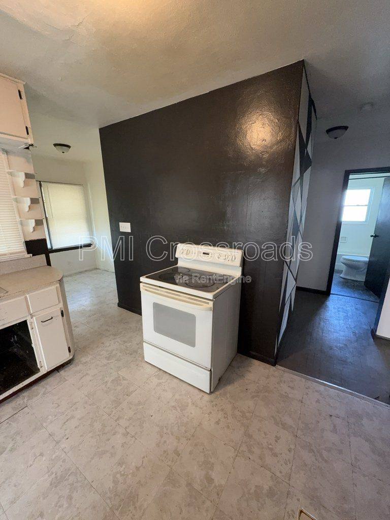 House for rent at 2613 Louise St, Anderson, IN 46016