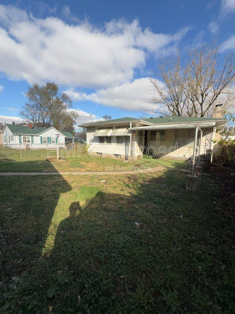 House for rent at 2613 Louise St, Anderson, IN 46016