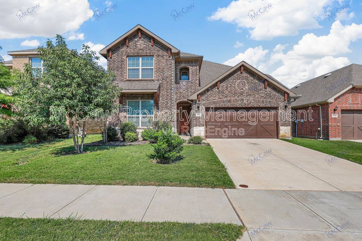 House for rent at 3741 Peach Blossom Rd, Keller, TX 76244