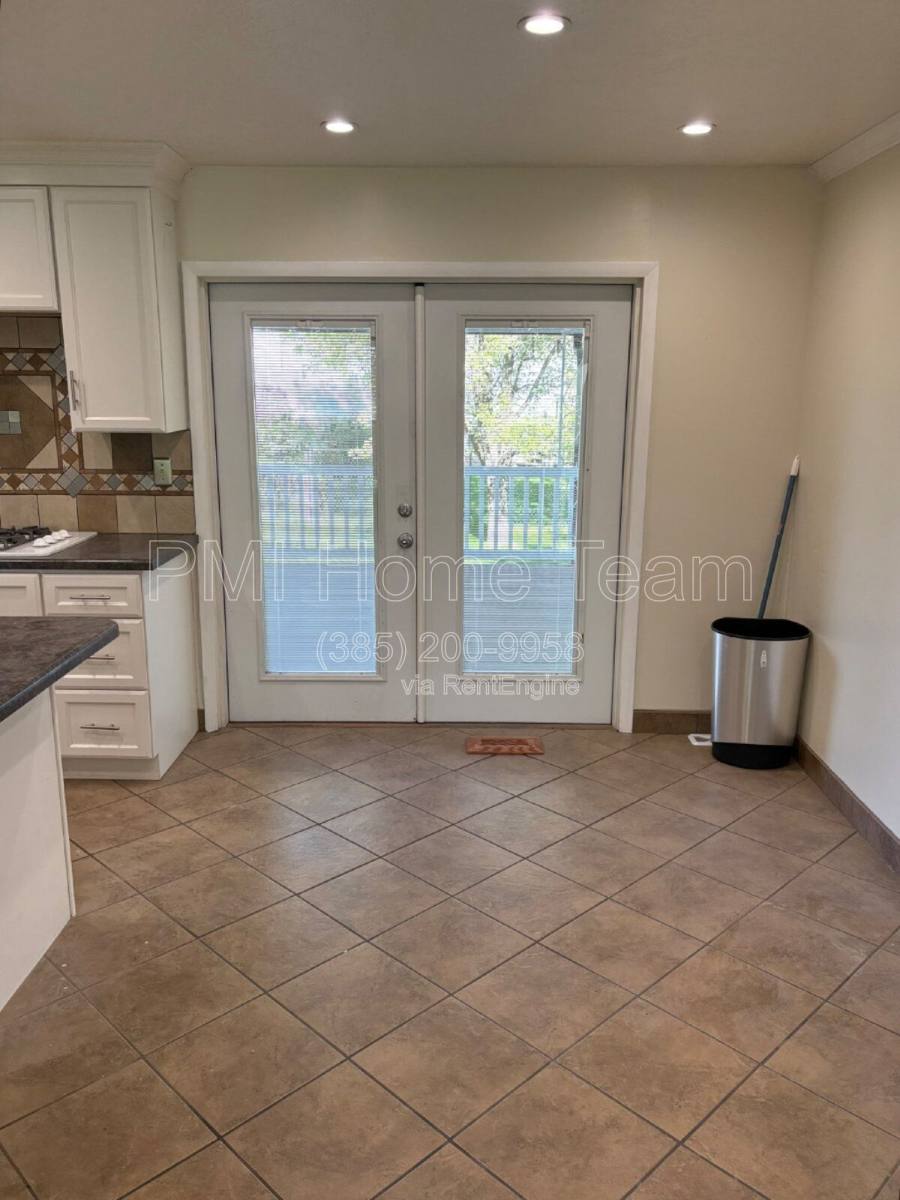 House for rent at 6068 S 2850 W, Roy, UT 84067