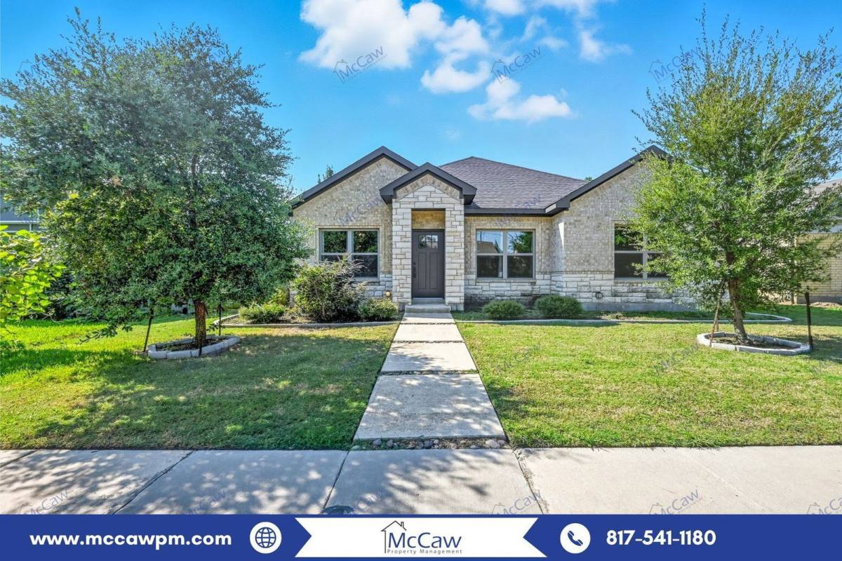 House for rent at 10022 Everton Place, Dallas, TX 75217