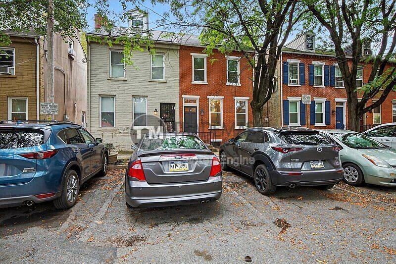 Townhouse for rent at 255 New Holland Ave, Lancaster, PA 17602