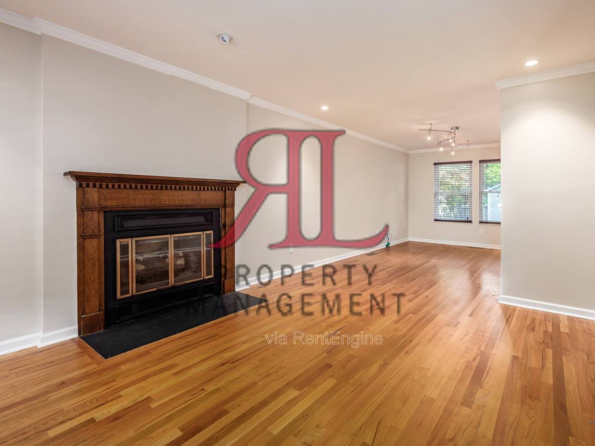 Apartment for rent at 362 W 4th Ave, Columbus, OH 43201