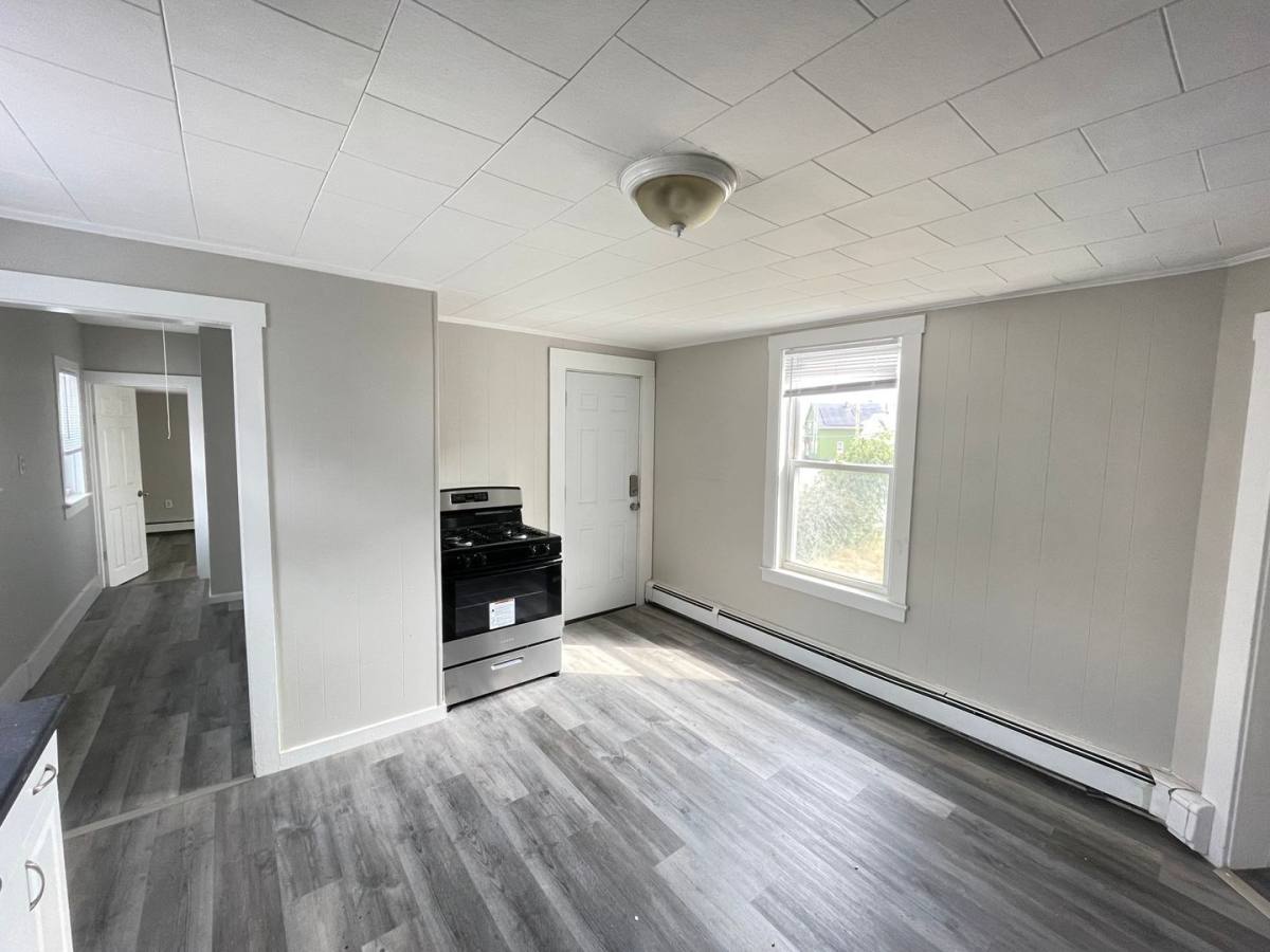 Apartment for rent at 336 Amherst St #2, Manchester, NH 03104