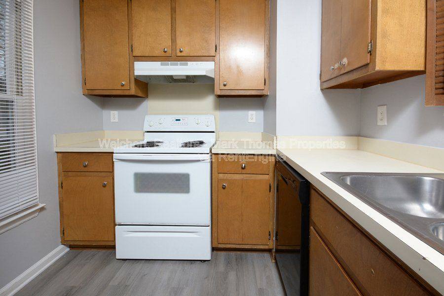 Apartment for rent at 13 Tarawa Terrace #B, Durham, NC 27705