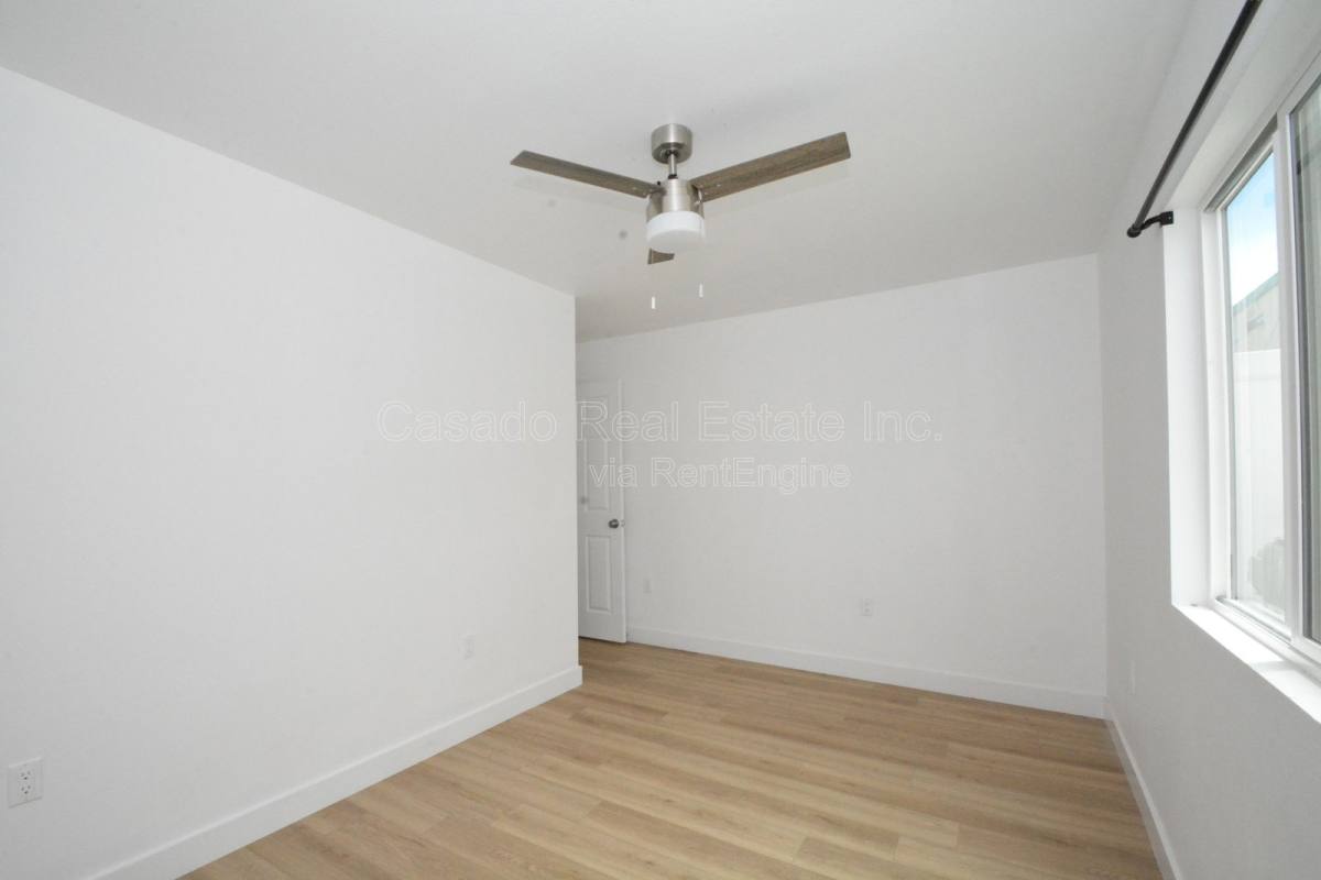 Apartment for rent at 134 E Market St, Long Beach, CA 90805