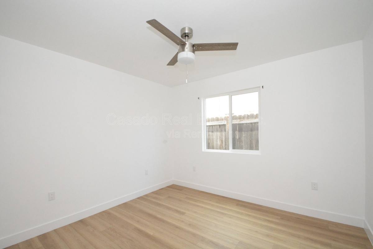 Apartment for rent at 134 E Market St, Long Beach, CA 90805