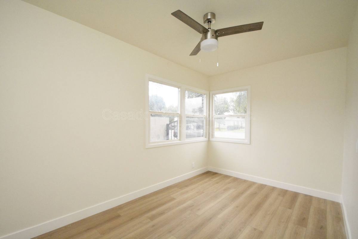 Apartment for rent at 2972 Pacific Ave #A, Long Beach, CA 90806