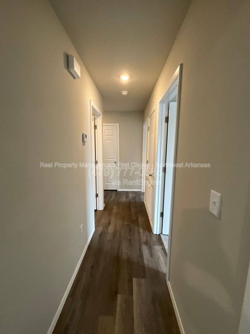 House for rent at 2608 S Silver St, Siloam Springs, AR 72761